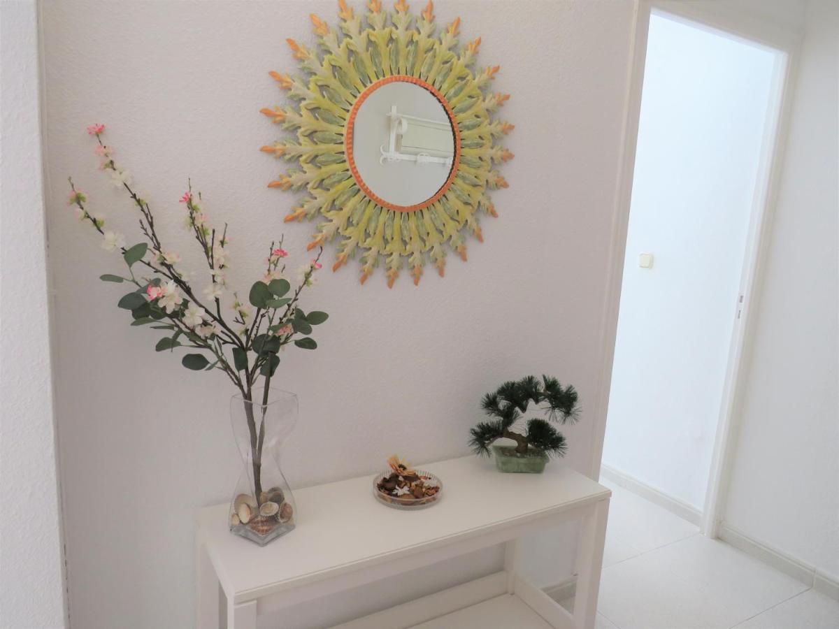 Elizabeth Beach Apartment With Seaviews! Torremolinos Exterior foto